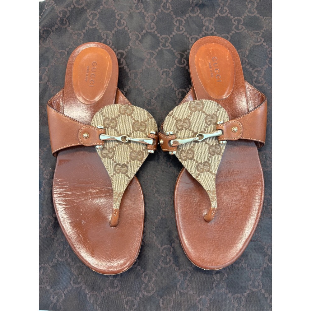 Gucci GG Supreme Canvas Horsebit Thong Sandals Brown Leather Slides 138508 7.5B